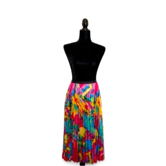 Multicolored Abstract High Waist A-Line Pleated Skirt - Size Small - Picture 2 of 10